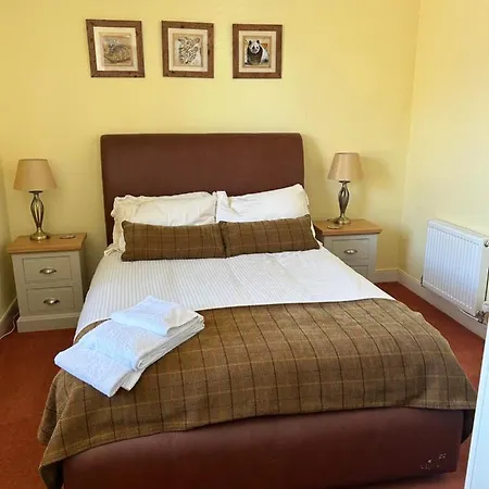 Moresby Hall Country House Hotel 5*