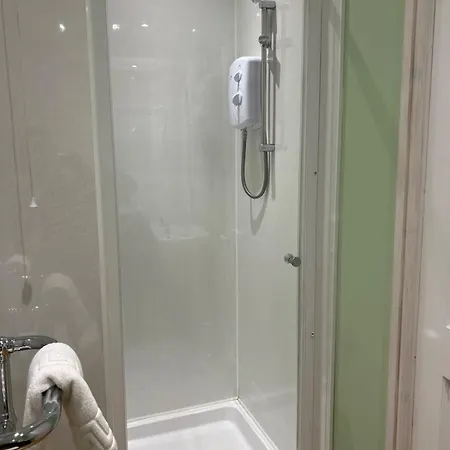 Hotel Moresby Hall 4*