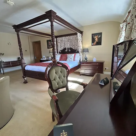 Hotel Moresby Hall 4*