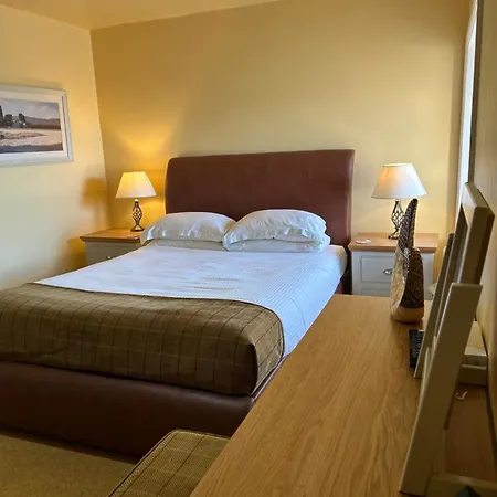 Moresby Hall ホテル